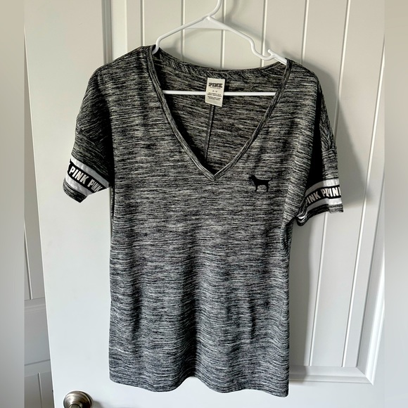 VS PINK V-neck T-shirt - Picture 2 of 4